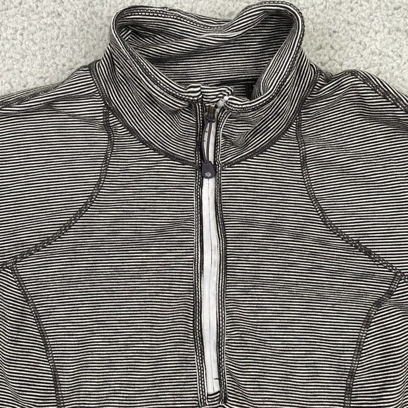 Tangerine Women’s Large Black Gray Striped 1/4 Zip Athletic Pullover Reflective - Picture 3 of 11
